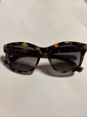Tom Ford Women's Tortoiseshell Sunglasses with Dark Gray Lenses